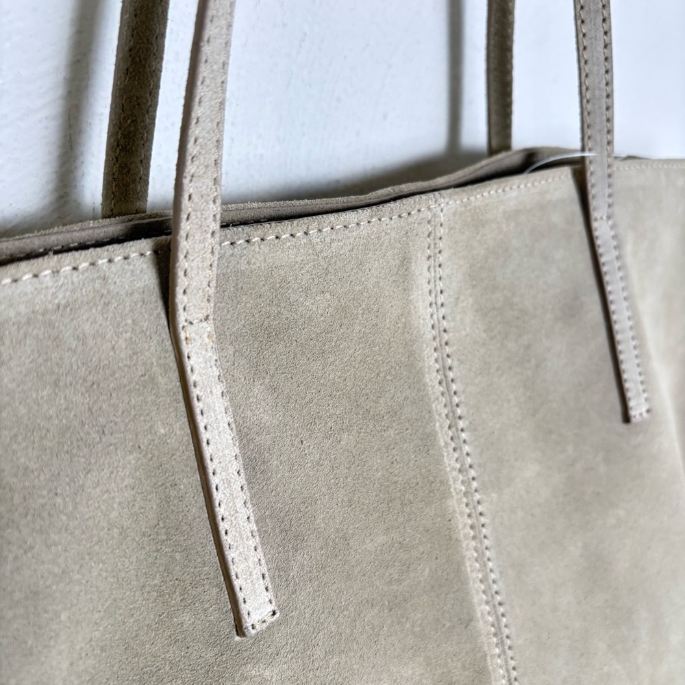 GARNET HILL Suede Leather Tote Made in Italy New w Tags Sand Beige Taupe Cream - Picture 7 of 15